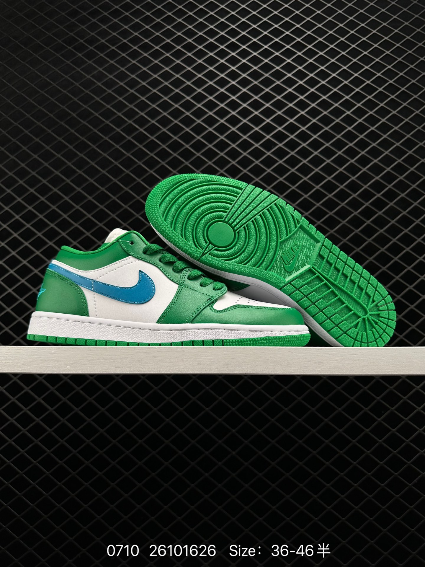 NIKE AIR JORDAN 1 LOW